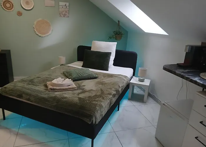 Honor - Neu Renoviert * Linec